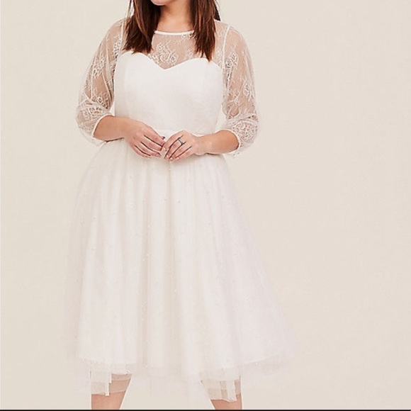 torrid white wedding dress